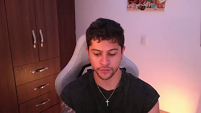 domsantiago  online show from 11.24.25