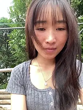 Snapshot of oneyou_400 chatting on 12.15.25 oneyou 400 online show from 12.15.25