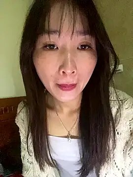 Snapshot of oneyou_400 chatting on 01.15.26 oneyou 400 online show from 01.15.26