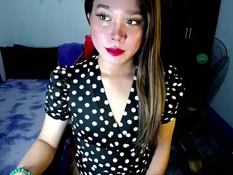 Urassiansweetcummer online show from 11.01.25