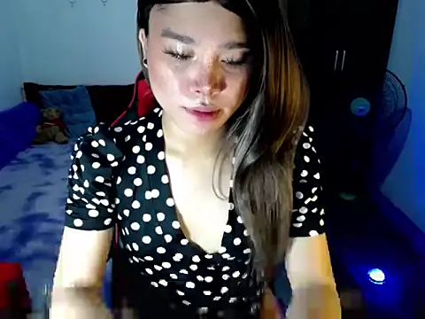 Snapshot of Urassiansweetcummer chatting on 03.29.26 Urassiansweetcummer online show from 03.29.26