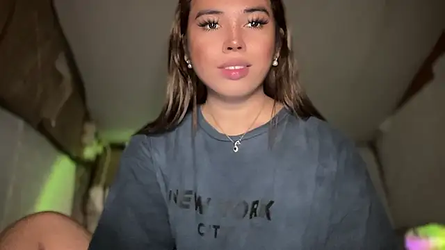 Snapshot of goddessofalltime chatting on 11.19.25 goddessofalltime online show from 11.19.25