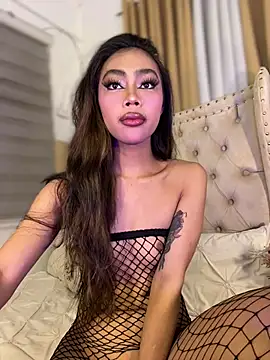 Snapshot of Innocent_yanixx69 chatting on 07.21.26 Innocent yanixx69 online show from 07.21.26