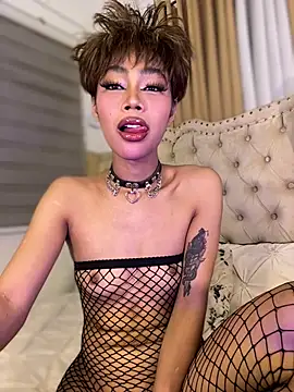 Snapshot of Innocent_yanixx69 chatting on 07.28.26 Innocent yanixx69 online show from 07.28.26