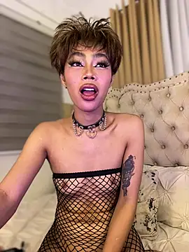 Snapshot of Innocent_yanixx69 chatting on 07.28.26 Innocent yanixx69 online show from 07.28.26