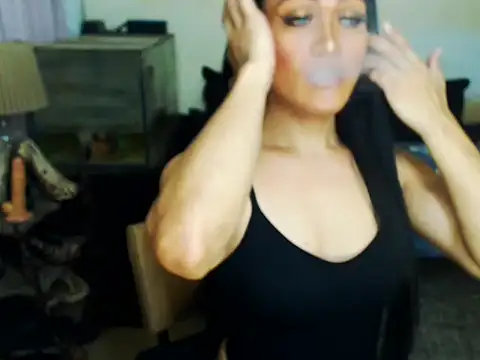 Snapshot of suzie_009 chatting on 12.04.25 suzie 009 online show from 12.04.25