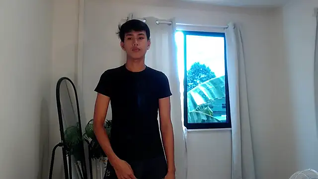 Snapshot of shokolet_2001 chatting on 09.12.25 shokolet 2001 online show from 09.12.25