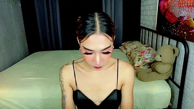 TRANSGODDESSA online show from 10.06.25