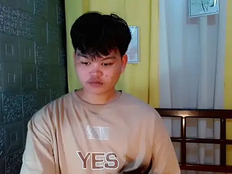 Snapshot of Reynelcock chatting on 11.10.25 Reynelcock online show from 11.10.25