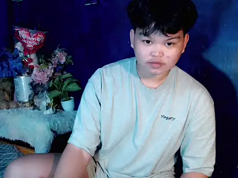 Snapshot of Reynelcock chatting on 11.11.25 Reynelcock online show from 11.11.25