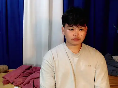 Snapshot of Reynelcock chatting on 12.01.25 Reynelcock online show from 12.01.25