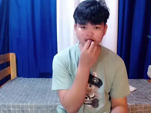 Snapshot of Reynelcock chatting on 02.08.26 Reynelcock online show from 02.08.26