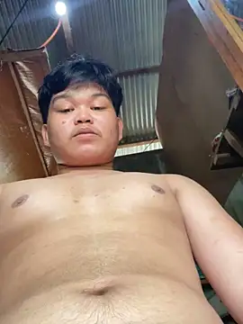 Snapshot of Reynelcock chatting on 02.22.26 Reynelcock online show from 02.22.26