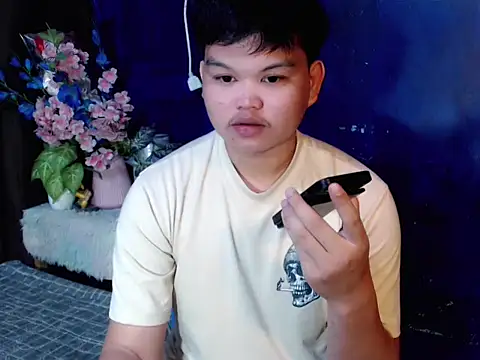 Reynelcock online show from 04.15.26