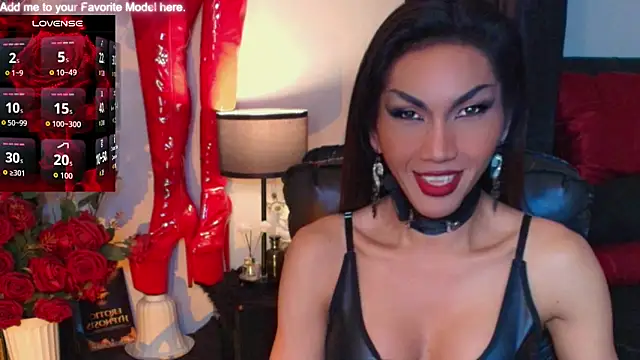 Snapshot of JadeScarlet_LoveLace chatting on 10.22.25 JadeScarlet LoveLace online show from 10.22.25