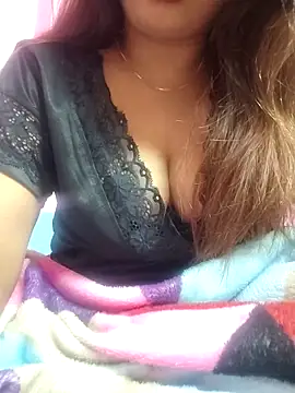 HOTT SHANAYA online show from 12.21.25