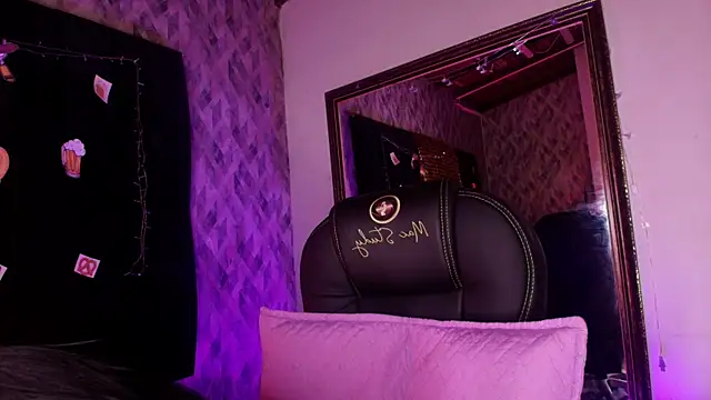 wensheng  online show from 09.13.25