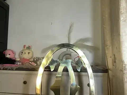 slimladyxoxo online show from 12.15.25