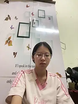 meomeo2k6 online show from 10.30.25