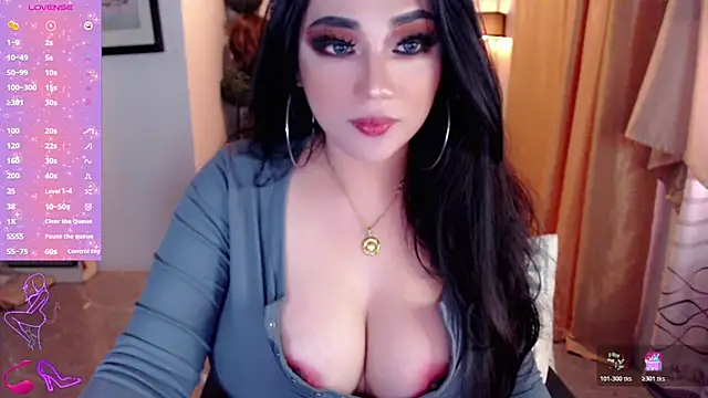 Snapshot of Goddess_Pleasure chatting on 06.24.26 Goddess Pleasure online show from 06.24.26