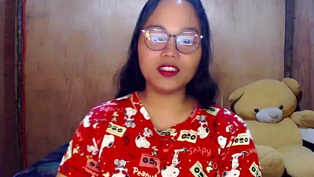  Lylia online show from 10.03.25