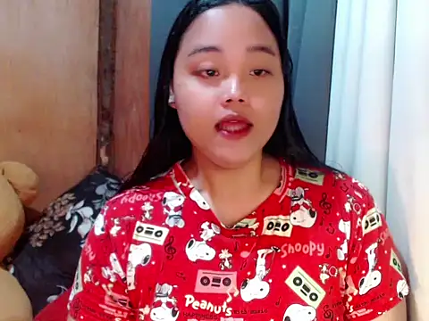  Lylia online show from 11.21.25