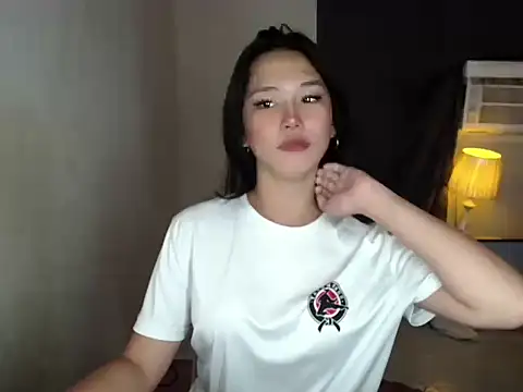 Snapshot of Ricaliciuos chatting on 02.15.26 Ricaliciuos online show from 02.15.26