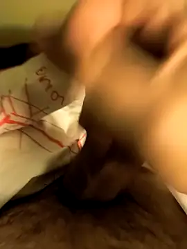 Snapshot of mariopene25 chatting on 10.11.25 mariopene25 online show from 10.11.25