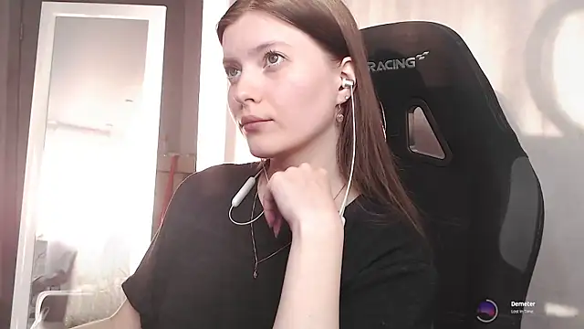 cute elfy  online show from 09.21.25