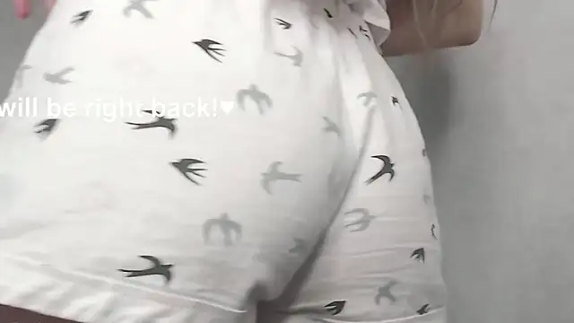 cute elfy  online show from 11.15.25