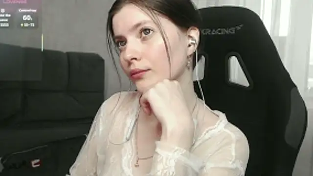 cute elfy  online show from 03.07.26