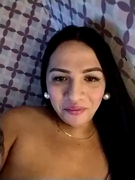 Snapshot of enoria1992 chatting on 11.08.25 enoria1992 online show from 11.08.25