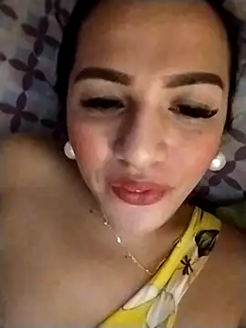 Snapshot of enoria1992 chatting on 11.11.25 enoria1992 online show from 11.11.25