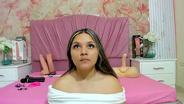 Wonderkloe  online show from 01.05.26