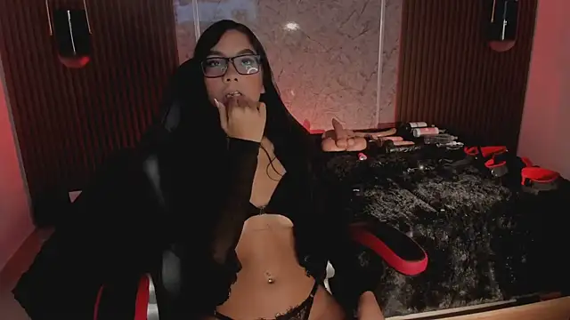 liah cleir online show from 10.08.25