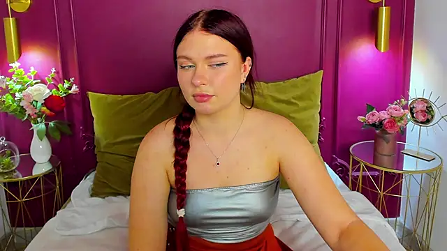 LizyBex online show from 10.15.25