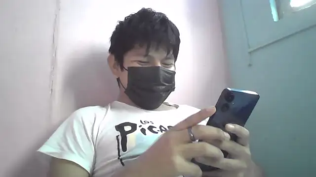 Snapshot of JinBABY1 chatting on 09.19.25 JinBABY1 online show from 09.19.25