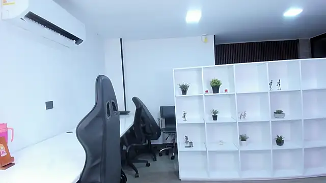 megan bigboobs  online show from 11.13.25