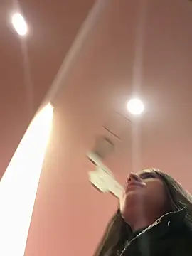 Isabella21  online show from 10.06.25