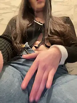 Isabella21  online show from 03.15.26