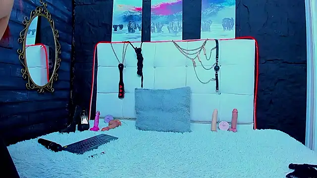 Snapshot of Meghan_storm chatting on 03.10.26 Meghan storm online show from 03.10.26