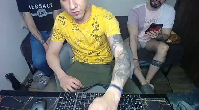 Snapshot of bossking017 chatting on 02.28.25 bossking017 online show from 02.28.25