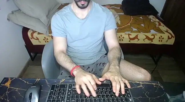 Snapshot of bossking017 chatting on 03.17.25 bossking017 online show from 03.17.25