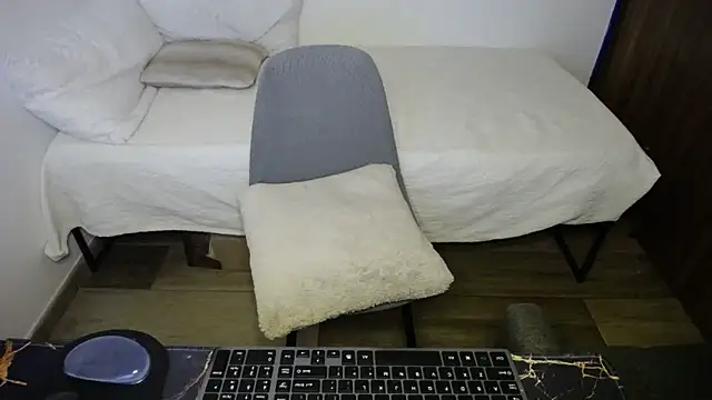 Snapshot of bossking017 chatting on 02.17.26 bossking017 online show from 02.17.26