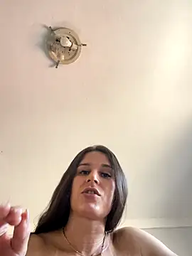 Snapshot of Isabelaa_ chatting on 11.13.25 Isabelaa online show from 11.13.25