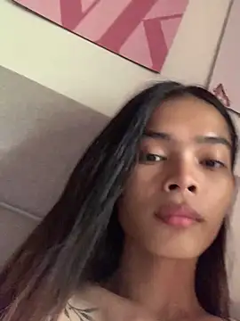 Snapshot of itsmekyrie chatting on 03.21.26 itsmekyrie online show from 03.21.26