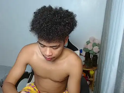 curlyasian njxx online show from 04.07.26