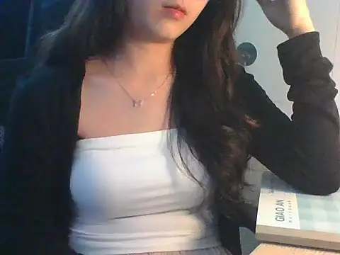 Linzly online show from 10.25.25