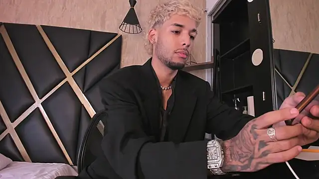 Thiagoferreti online show from 09.13.25