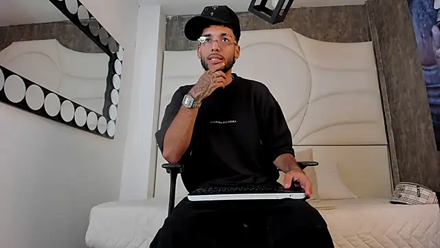 Thiagoferreti online show from 10.01.25